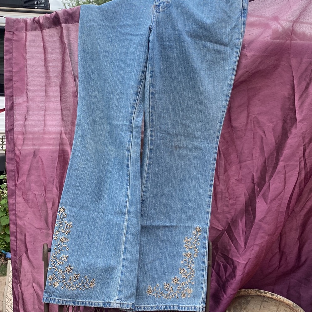 253- 1990'S UR Amazing❤️ Vintage Couple Embroidered Jeans & Knit Poncho Bundle - Picture 9 of 16